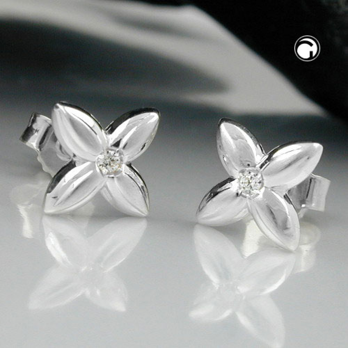 Stecker 6,5x6,5mm kleine Blüte Zirkonia weiß Silber 925